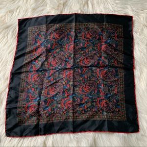 ❤️ASHEAR❤️Vintage Hand Rolled Silk Scarf❤️Italy